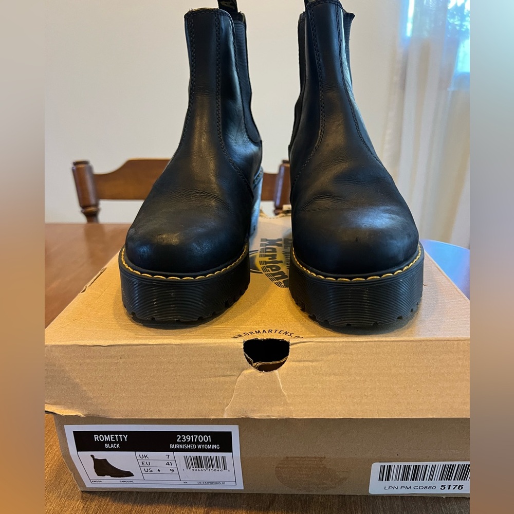 Dr. Martens Rometty Black Leather Boots Women’s Size US 9 EU 41